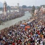 Ganj nehri kalabalığı